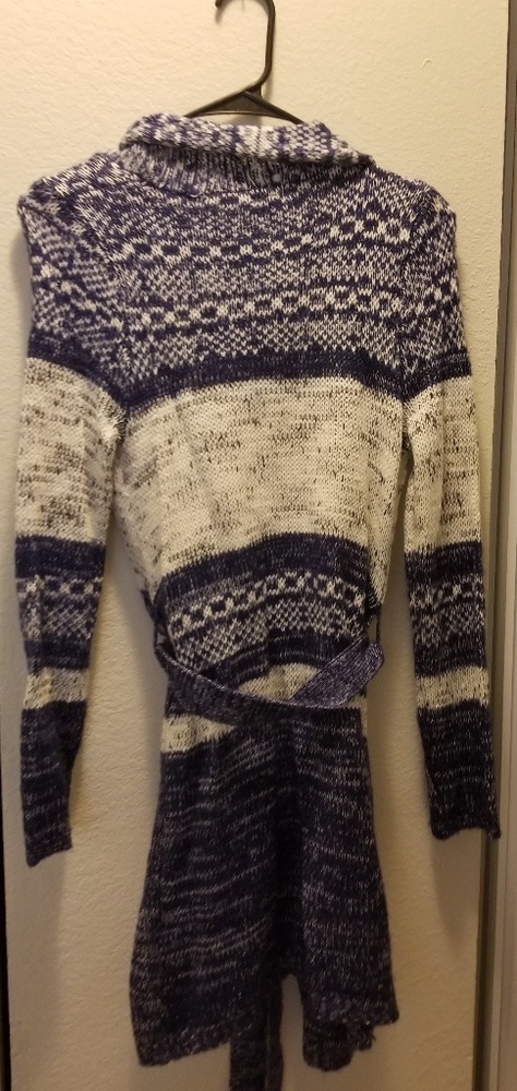Cardigan - Picture 2 of 2